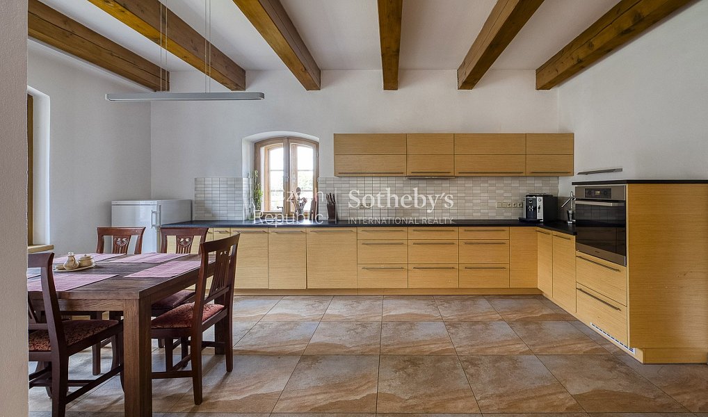 Prodej domu 350 m² s pozemkem 7 500 m², Lozice – náhled fotky 9