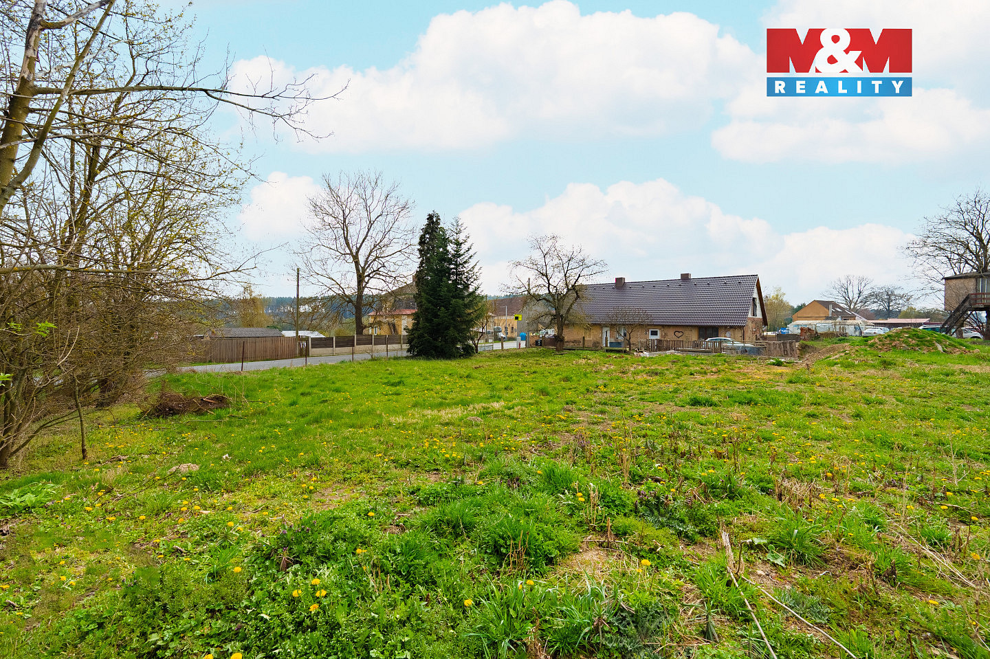 Prodej stavebního pozemku 877 m² - Pamja 6