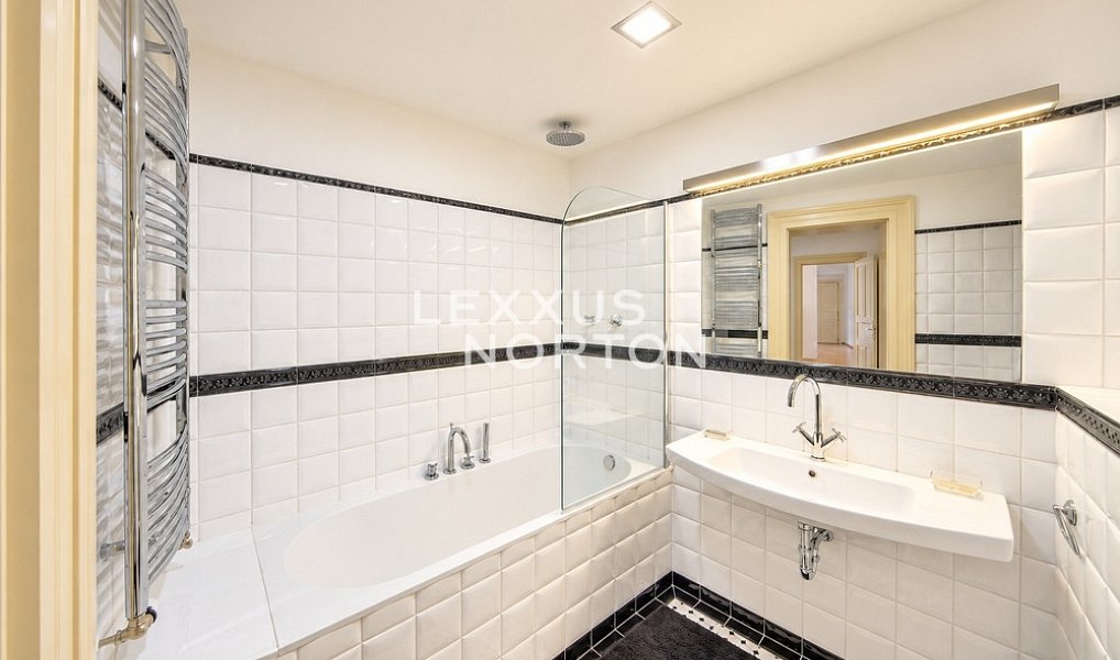 Pronájem bytu 2+kk 65 m², Praha – náhled fotky 4