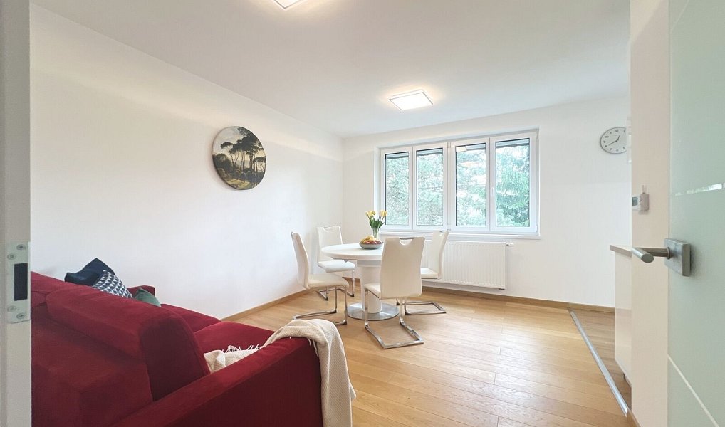 Prodej bytu 3+kk 74 m², Luhačovice – náhled fotky 9