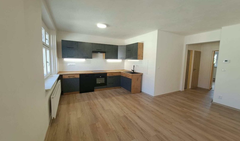 Pronájem bytu 3+kk 80 m², Chomutov – náhled fotky 5