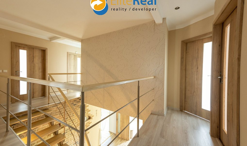 Prodej domu 344 m² s pozemkem 2 194 m², Příkazy – náhled fotky 15