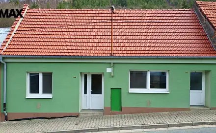 Prodej domu 150 m² s pozemkem 1 024 m², Lhotka, Koryčany, okres Kroměříž