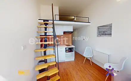 Pronájem bytu 1+kk 30 m², Devadesátá, Zlín