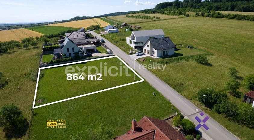 Prodej stavebního pozemku 864 m² — photo 2