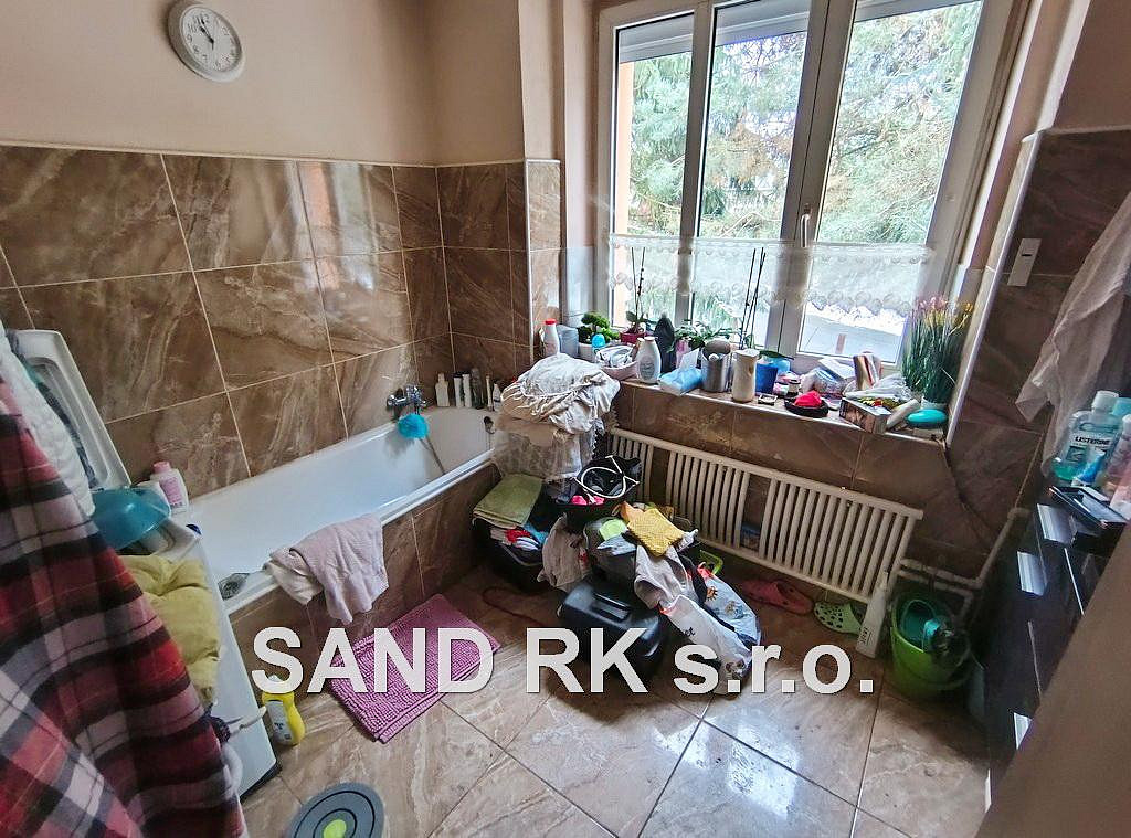 Prodej domu 188 m² s pozemkem 938 m² – pohled 4