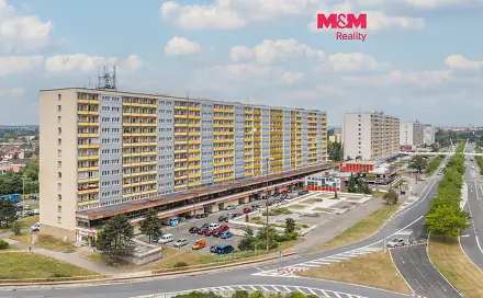 Pronájem bytu 1+1 42 m², třída Edvarda Beneše, Hradec Králové - Třebeš