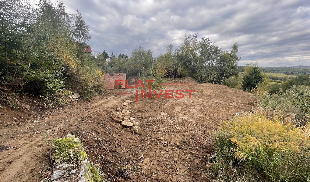 Prodej stavebního pozemku 1 678 m², Kamenice – náhled fotky 2
