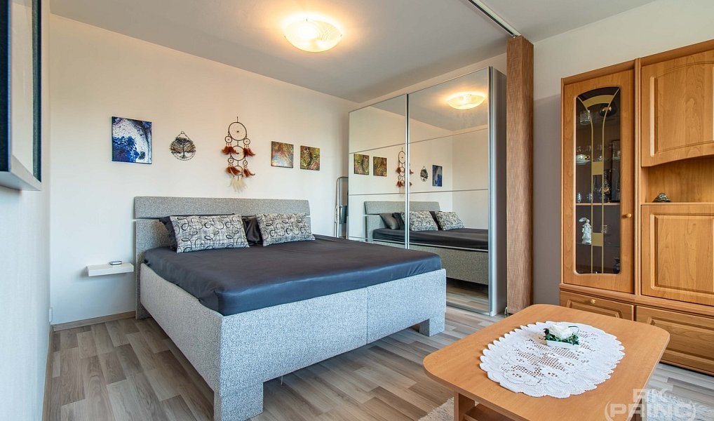 Prodej bytu 1+1 46 m², Praha – náhled fotky 12