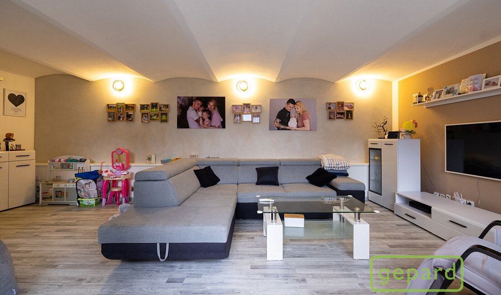 Prodej domu 120 m² s pozemkem 665 m², Buk – náhled fotky 2