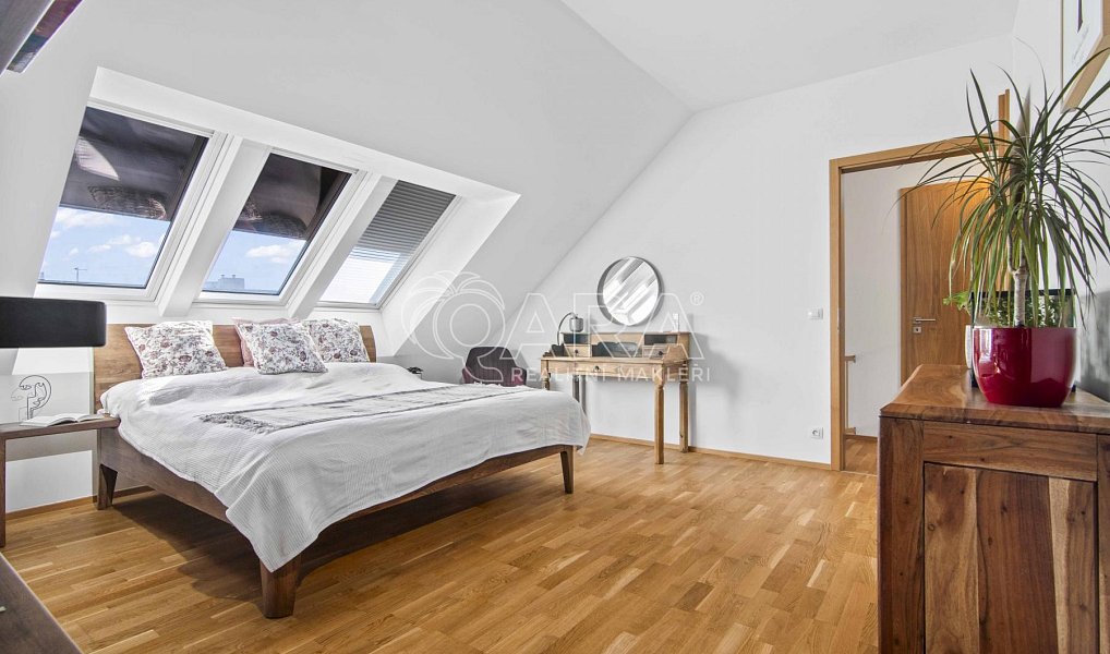 Prodej bytu 3+kk 120 m², Praha – náhled fotky 12