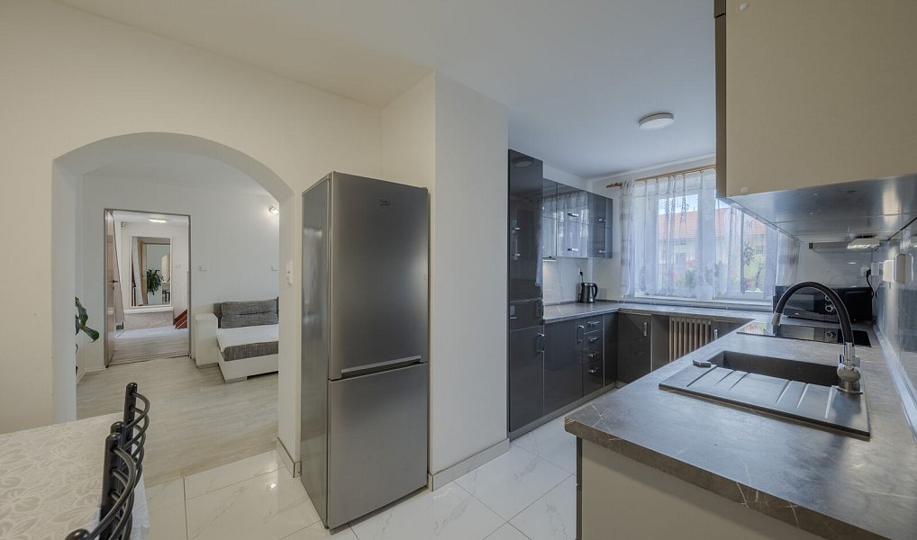 Prodej domu 200 m² s pozemkem 535 m², Tismice – náhled fotky 29