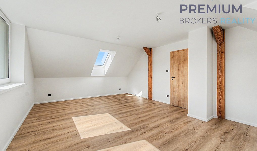 Prodej domu 102 m² s pozemkem 168 m², Nové Strašecí – náhled fotky 11