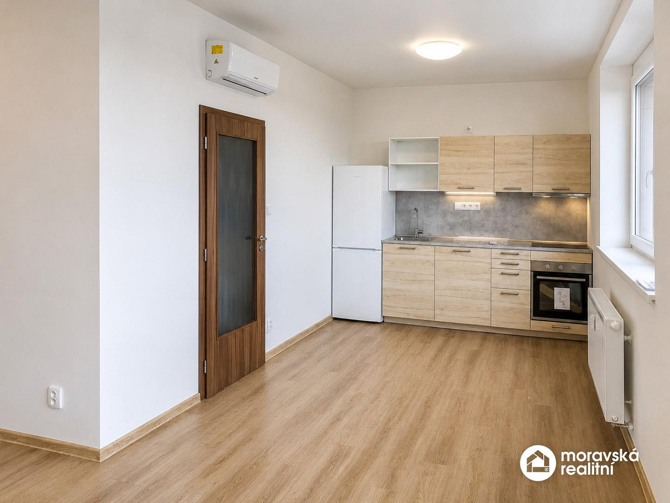 Pronájem bytu 1+kk 35 m²