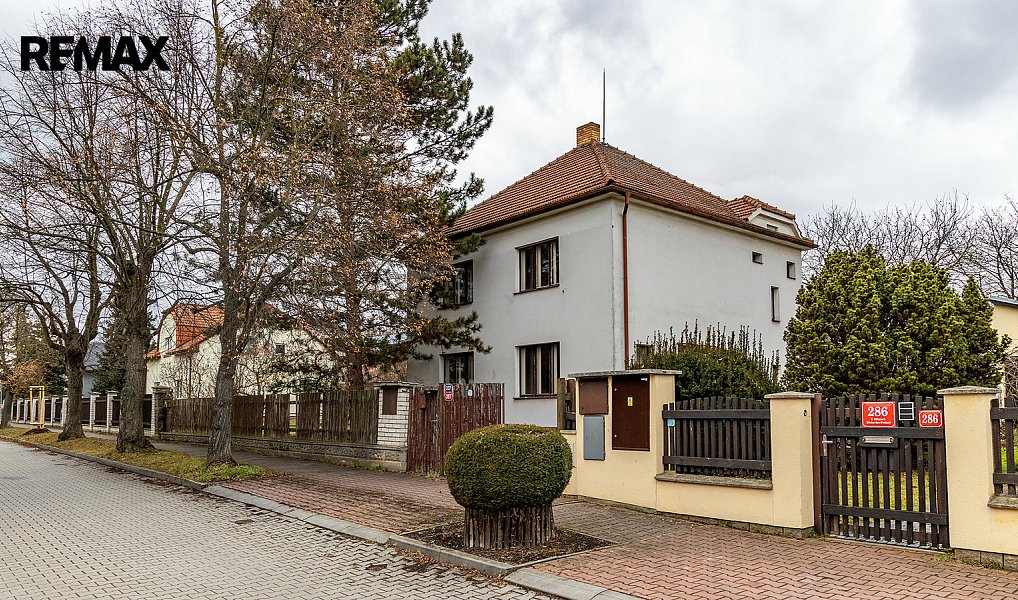 Prodej domu 235 m² s pozemkem 1 359 m², Praha – náhled fotky 7