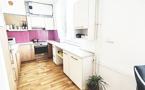 Prodej bytu 3+1 72 m², Olomoucká, Prostějov