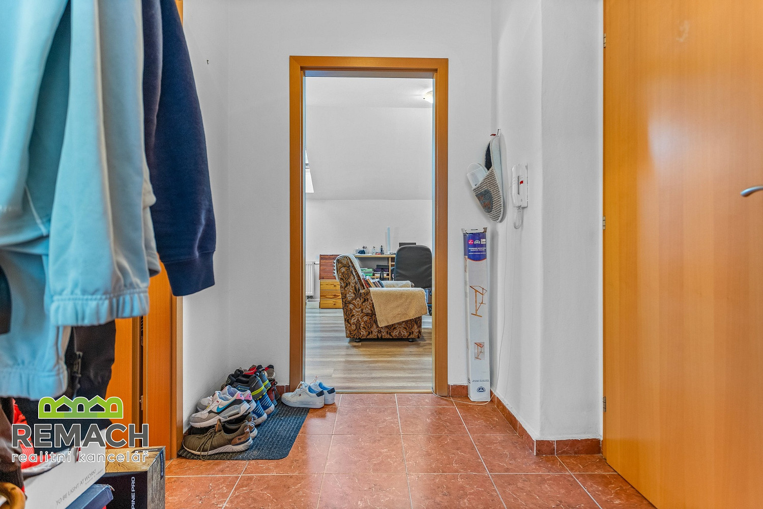 Pronájem bytu 1+1 40 m² – fotografie 3
