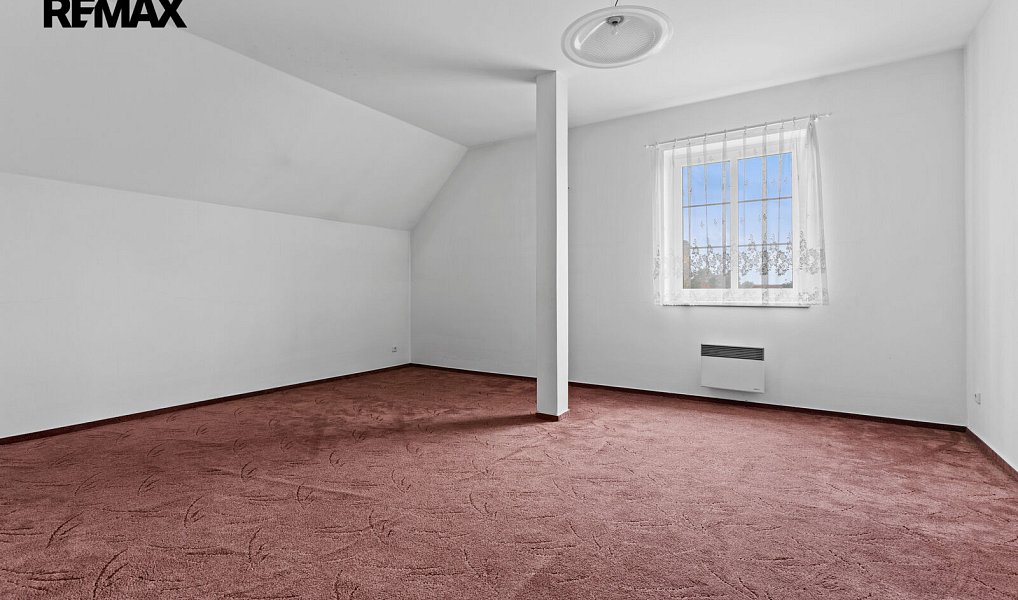 Prodej skladovacích prostor 1 050 m², Slatina – náhled fotky 38