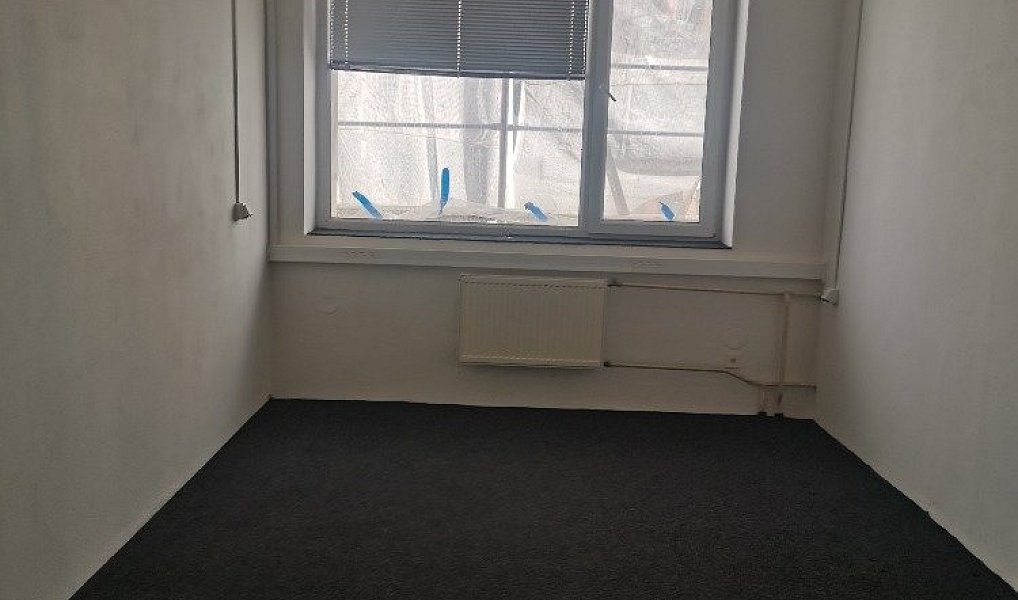 Pronájem obchodních prostor 17 m², Hradec Králové – náhled fotky 8