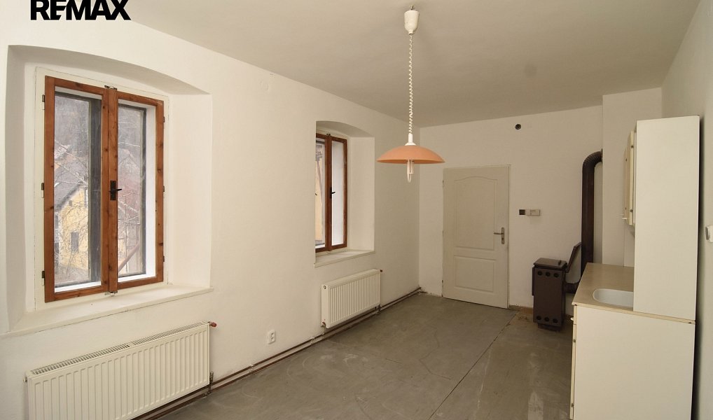 Prodej domu 170 m² s pozemkem 725 m², Bečov nad Teplou – náhled fotky 19