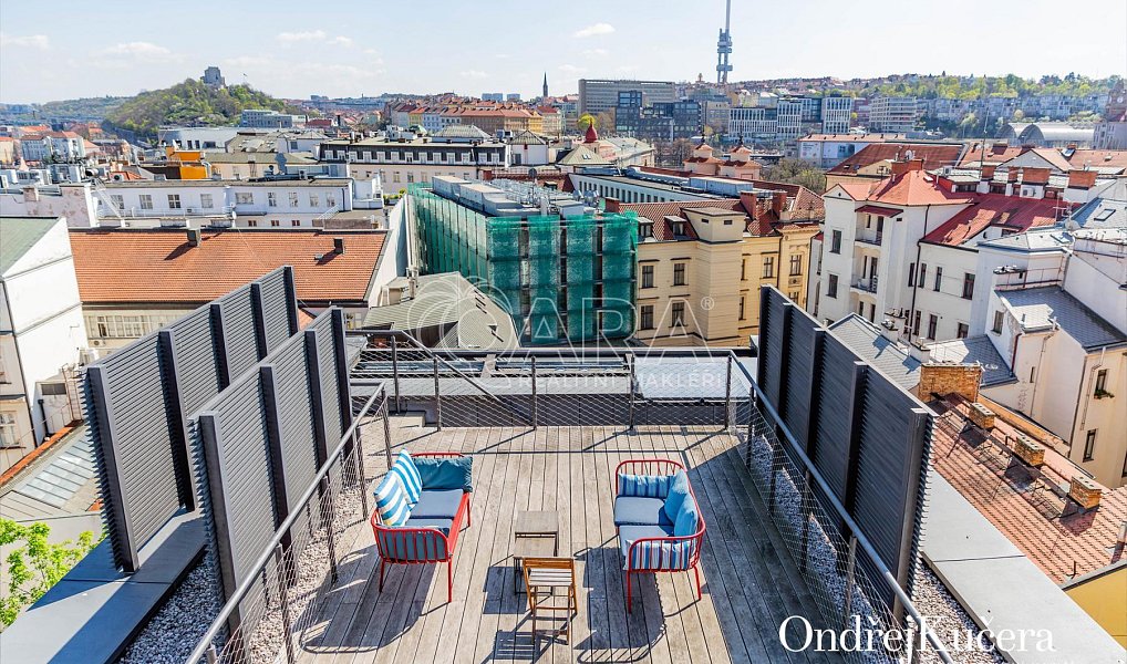 Prodej bytu 1+kk 61 m², Praha – náhled fotky 3