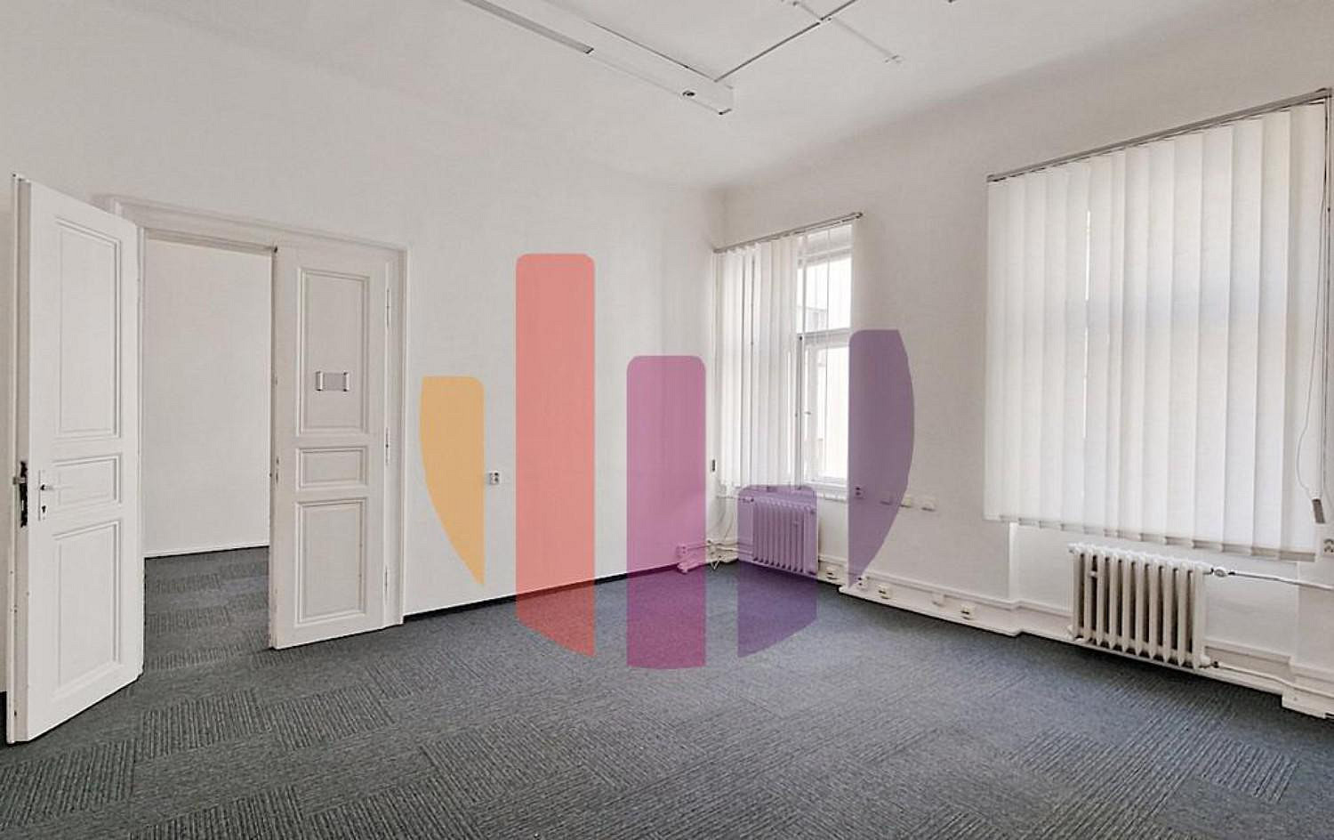 Pronájem kanceláře 91 m² — photo 3