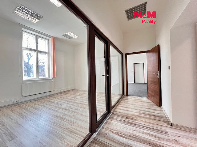 Pronájem kanceláře 100 m²