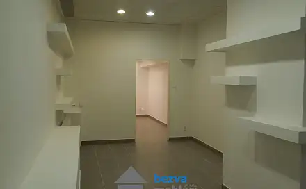 Pronájem obchodních prostor 71 m², Smilova, Pardubice - Zelené Předměstí