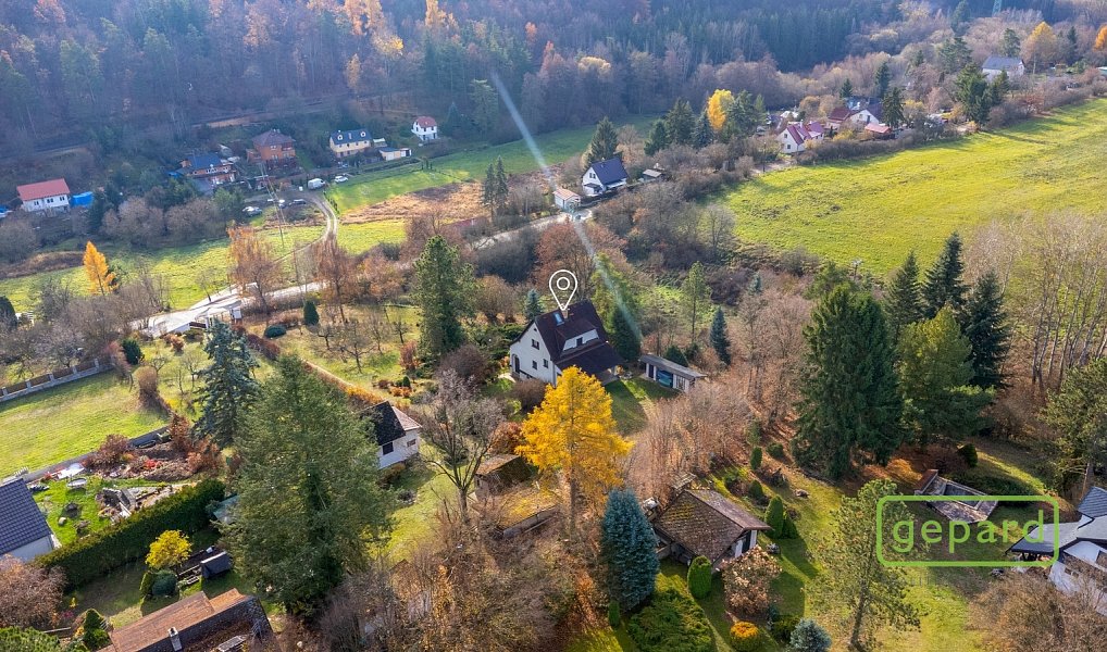 Prodej stavebního pozemku 3 820 m², Čisovice – náhled fotky 13