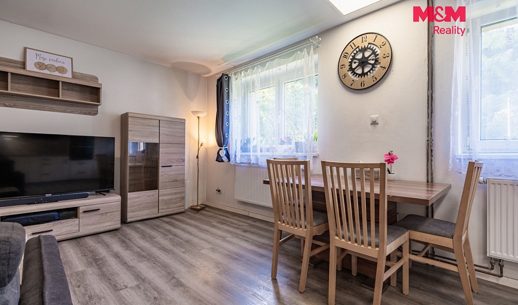 Prodej domu 131 m² s pozemkem 1 031 m², Měchenice – náhled fotky 3