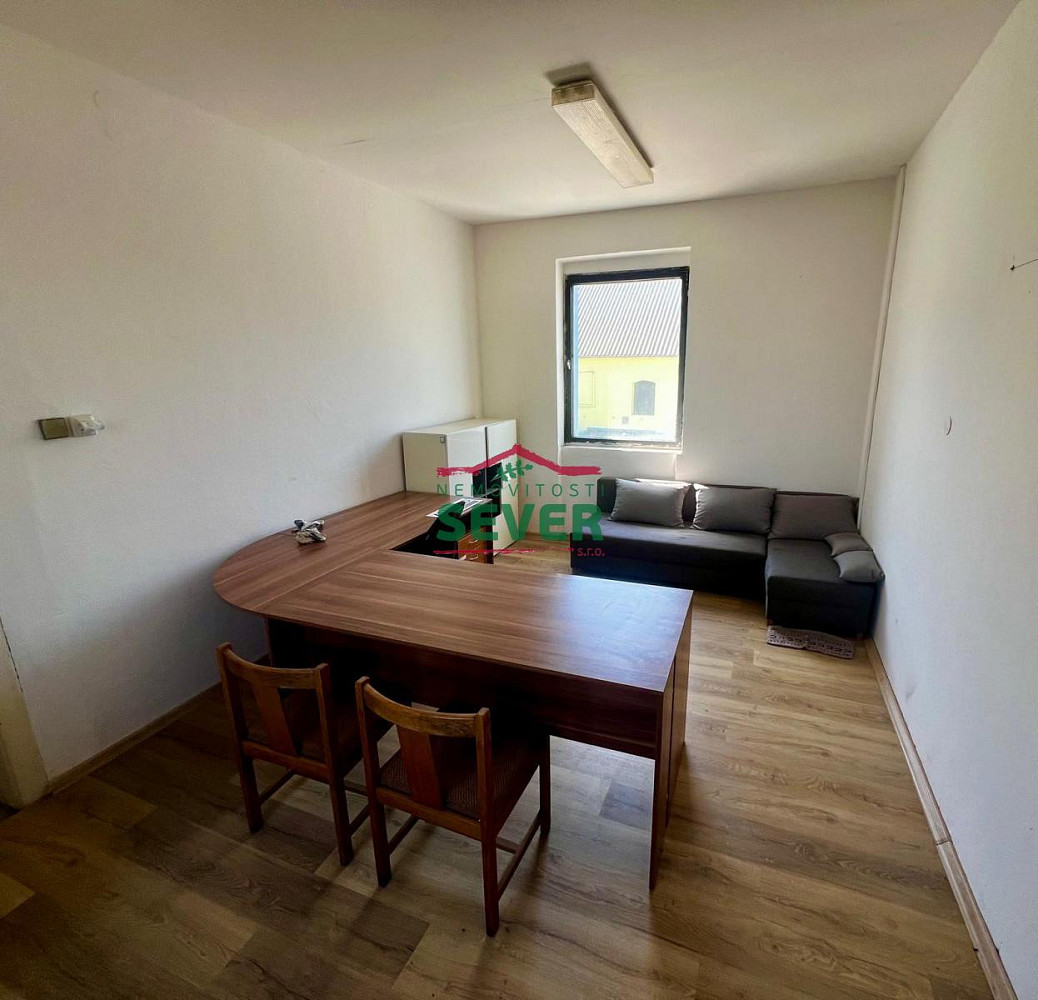 Pronájem kanceláře 25 m² – fotografie 2