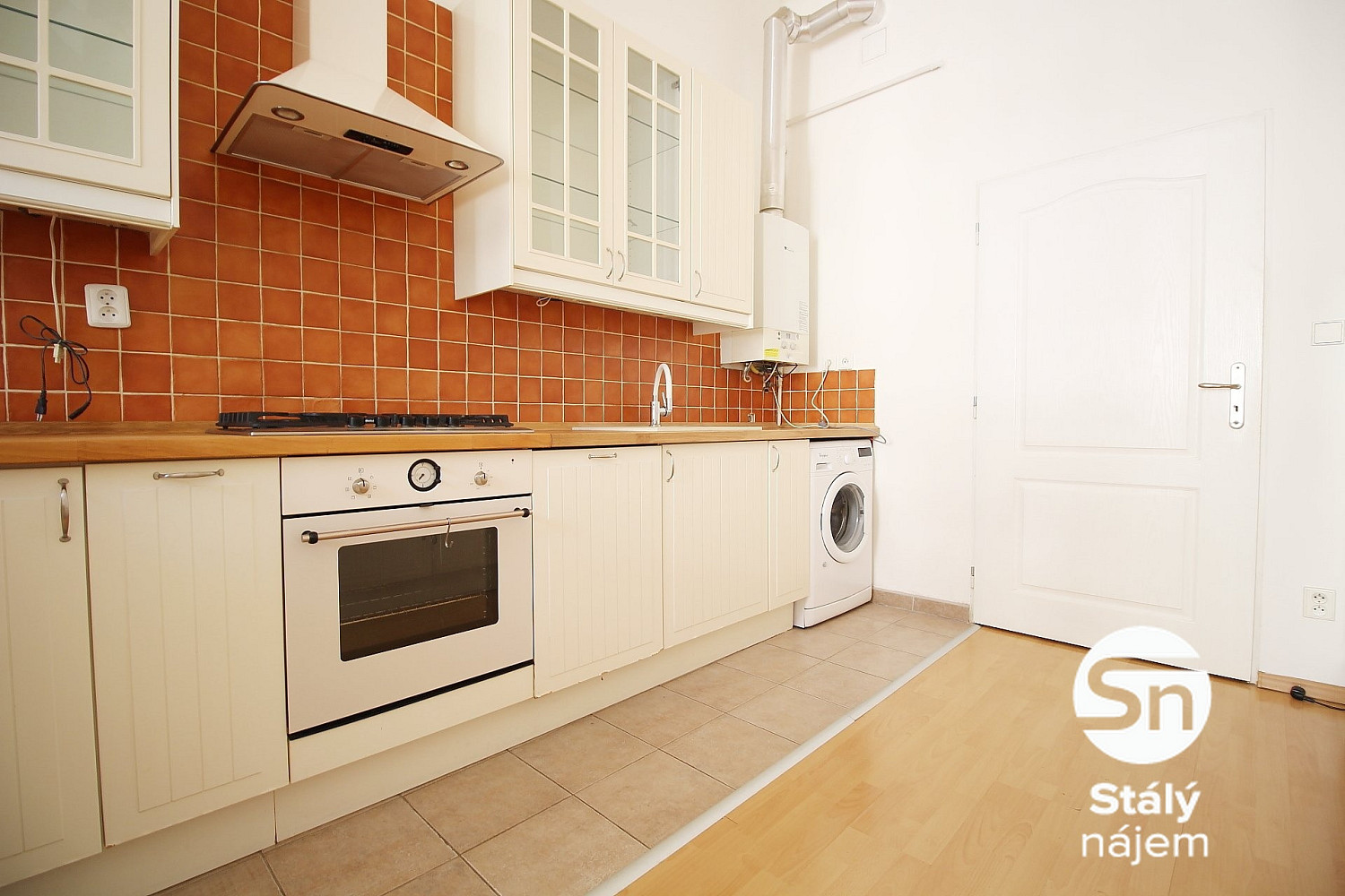 Pronájem bytu 1+1 47 m² – pohled 2