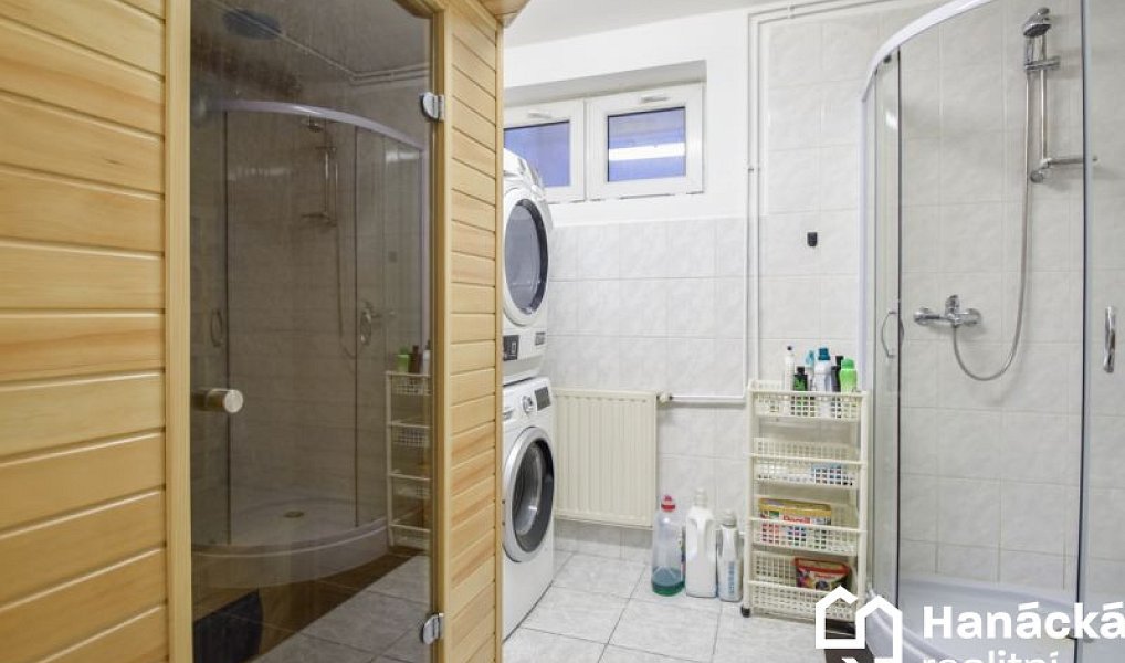 Prodej domu 269 m² s pozemkem 939 m², Olomouc – náhled fotky 25