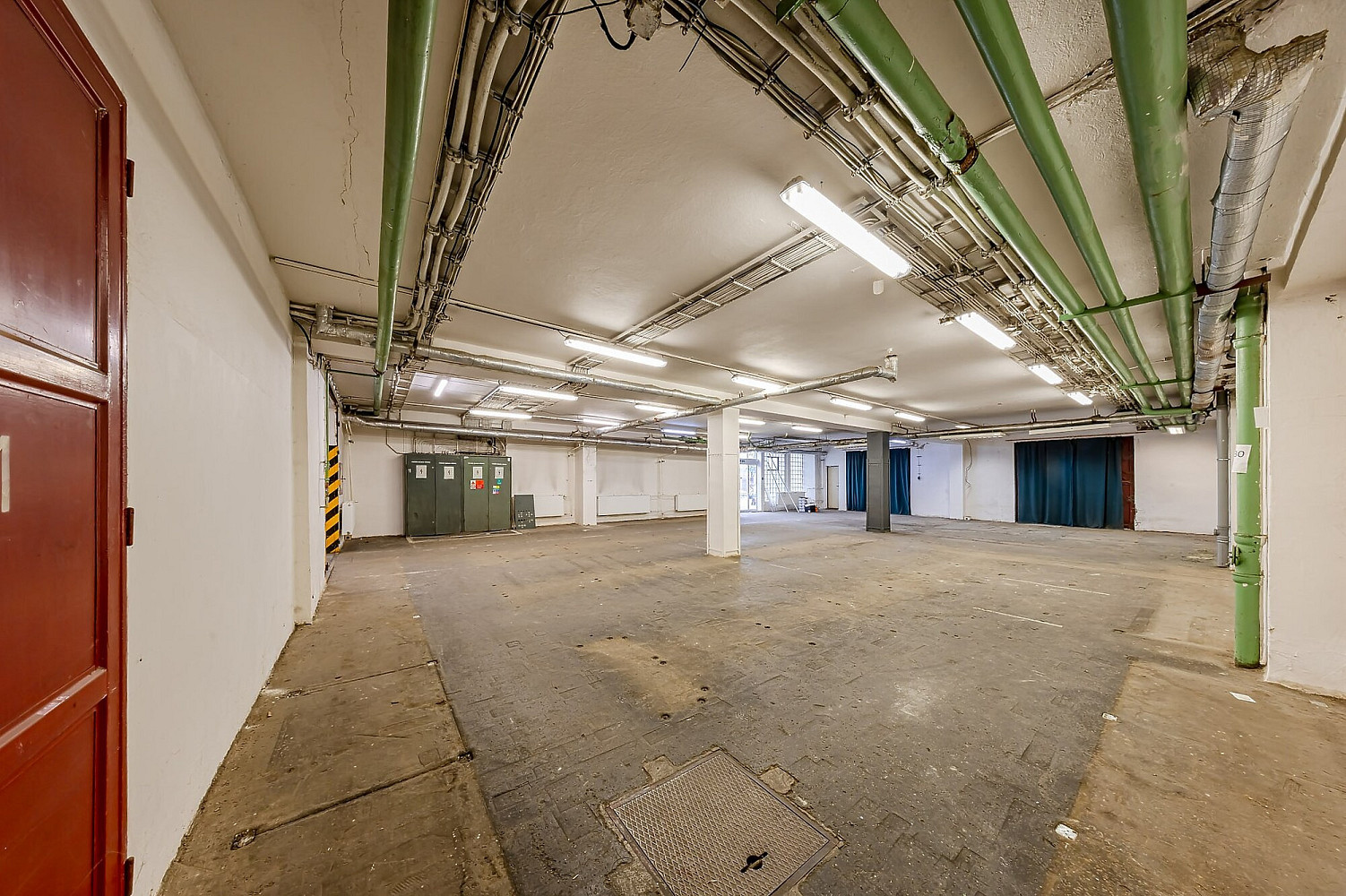 Pronájem skladových a prodejních prostor, 225 m², Uherské Hradiště - Průmyslová – pohled 2