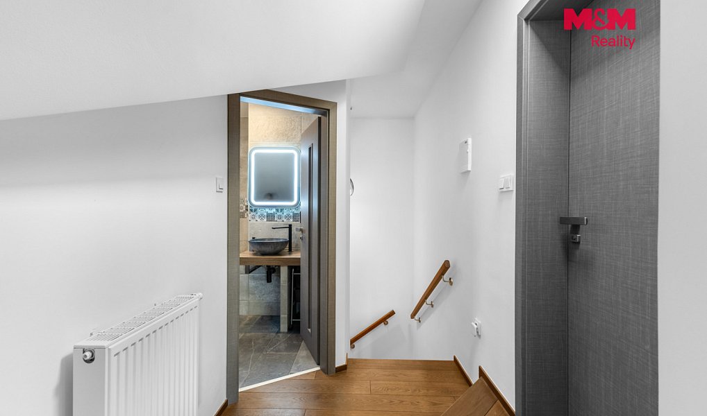 Prodej domu 190 m² s pozemkem 573 m², Lázně Toušeň – náhled fotky 24