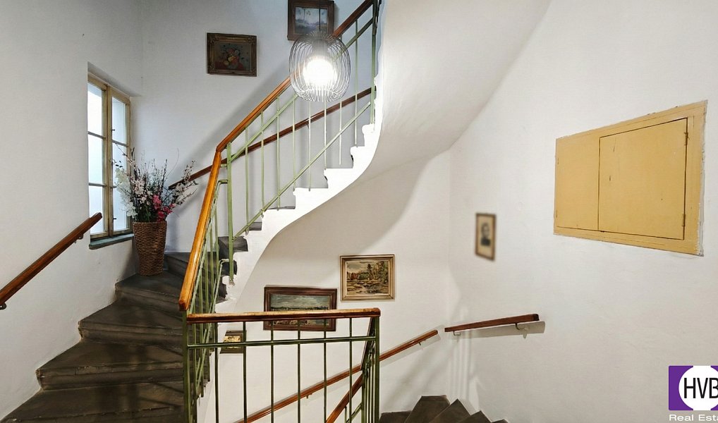 Prodej domu 300 m² s pozemkem 213 m², Dobrovice – náhled fotky 14
