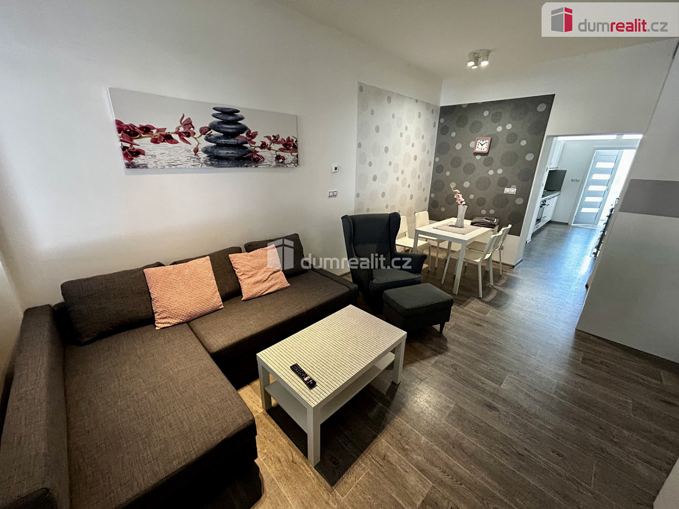 Pronájem bytu 2+1 60 m² — photo 4