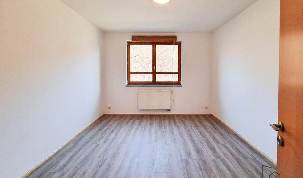 Pronájem bytu 2+kk 74 m², Praha – náhled fotky 8