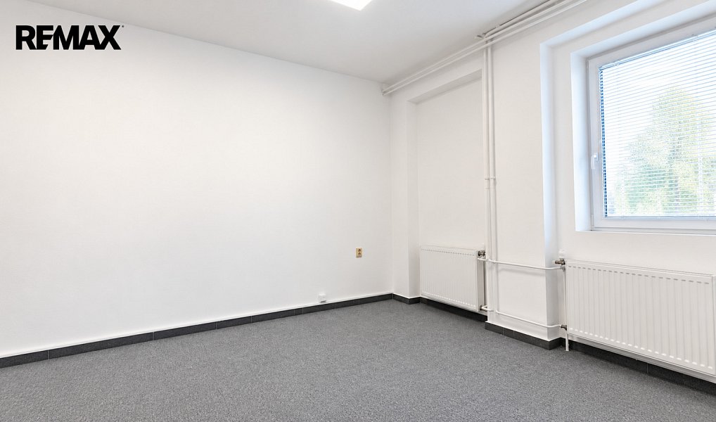 Pronájem kanceláře 339 m², České Budějovice – náhled fotky 12