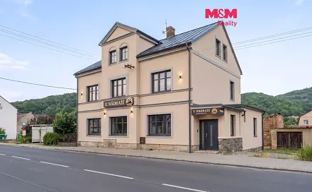 Prodej domu 300 m² s pozemkem 376 m², Vítězná, Ústí nad Labem - Svádov