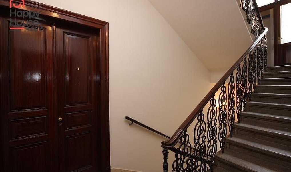 Pronájem bytu 4+kk 122 m², Praha – náhled fotky 9