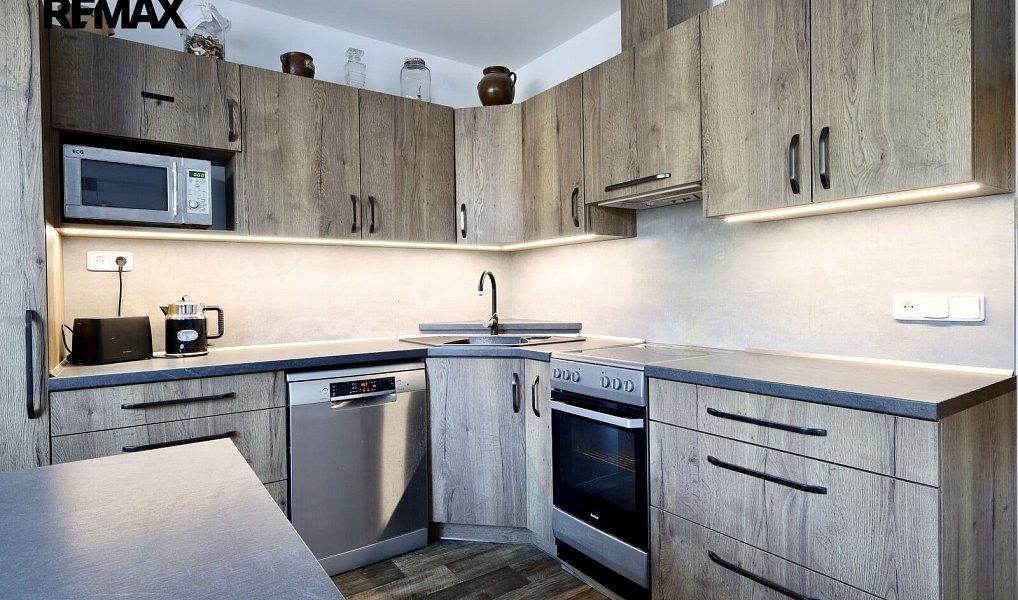 Prodej bytu 4+1 99 m², Poniklá – náhled fotky 2