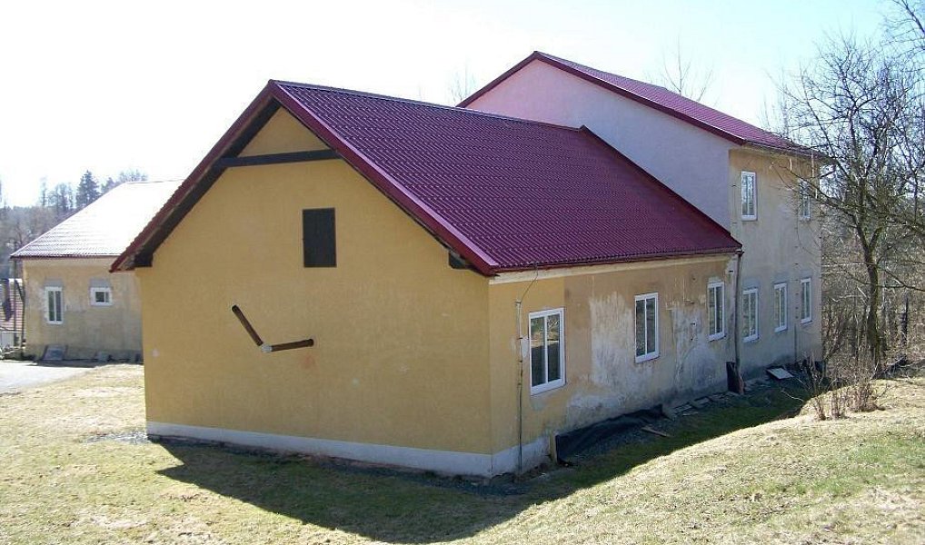 Prodej ubytovacího objektu 650 m², Dolní Rožínka – náhled fotky 2