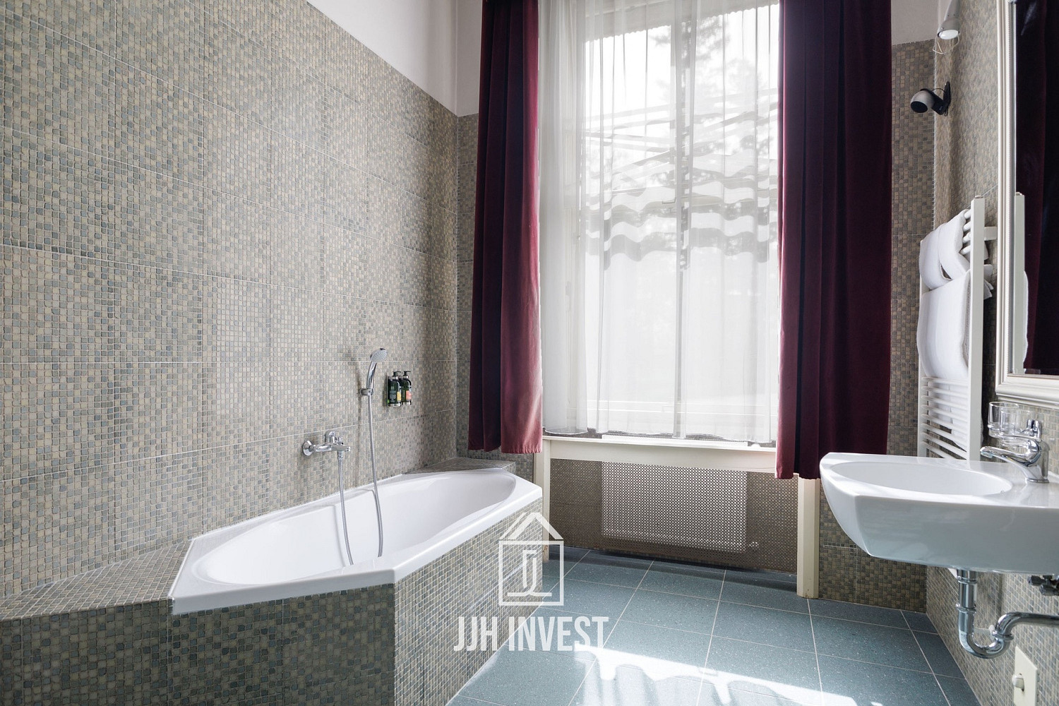 Pronájem ubytovacího objektu 3 000 m² – pohled 6