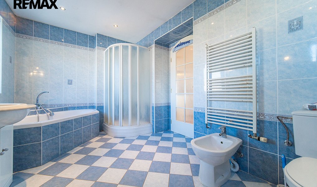 Prodej domu 292 m² s pozemkem 481 m², Český Brod – náhled fotky 15