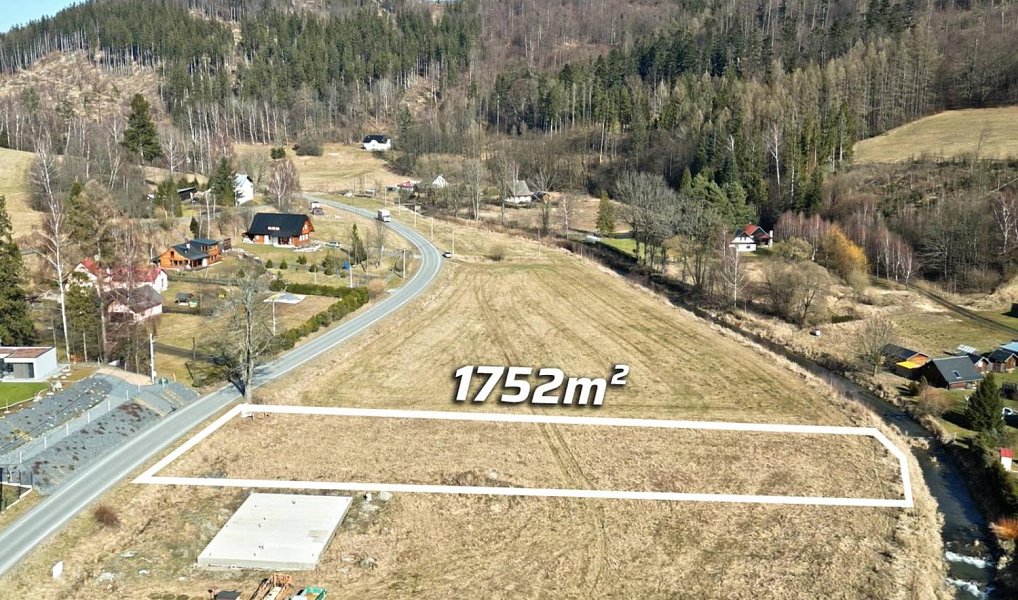 Prodej stavebního pozemku 1 752 m², Karlovice – náhled fotky 2