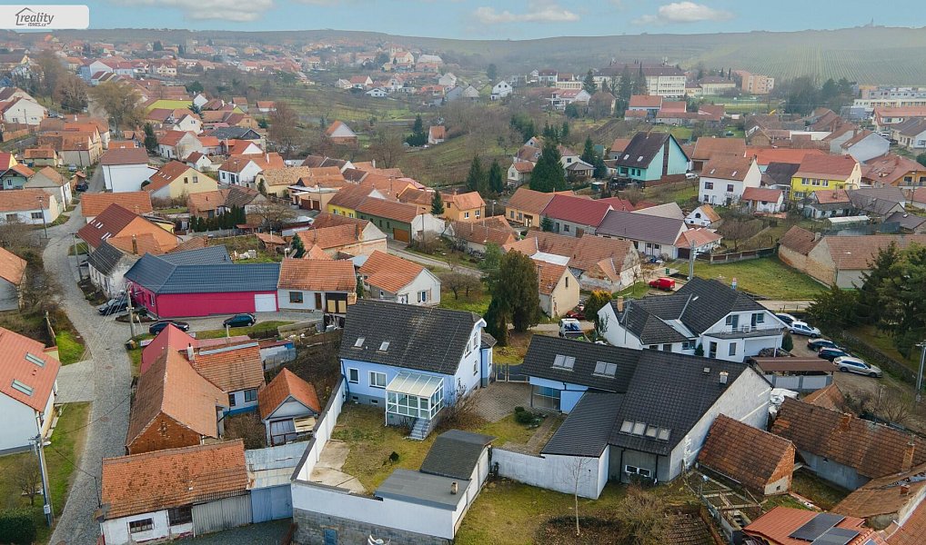 Prodej domu 449 m² s pozemkem 799 m², Kobylí – náhled fotky 2