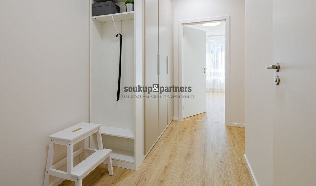 Pronájem bytu 2+kk 57 m², Kladno – náhled fotky 12