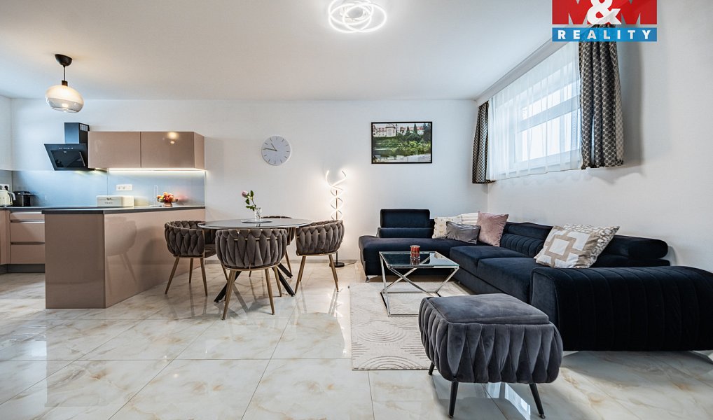 Prodej bytu 4+kk 93 m², Kostelec nad Černými lesy – náhled fotky 8