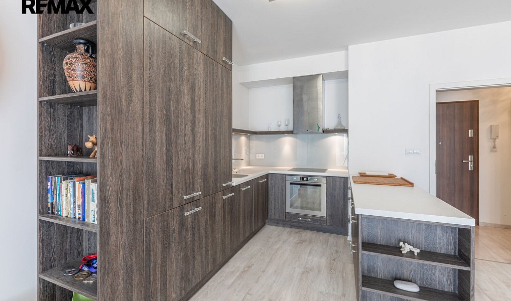 Pronájem bytu 3+kk 69 m², Praha – náhled fotky 4